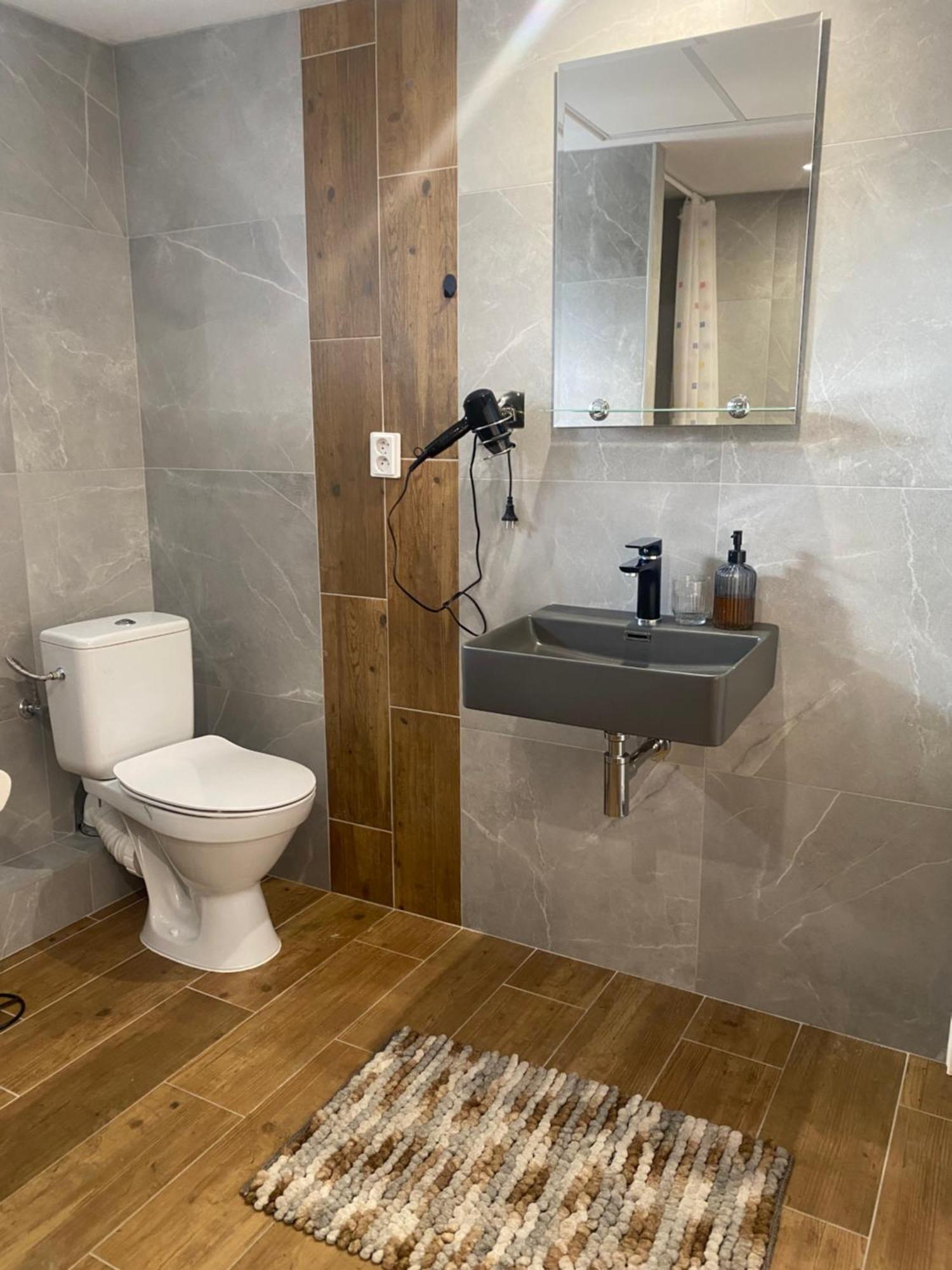 Apartman Velicka Vinaren Poprad Zewnętrze zdjęcie