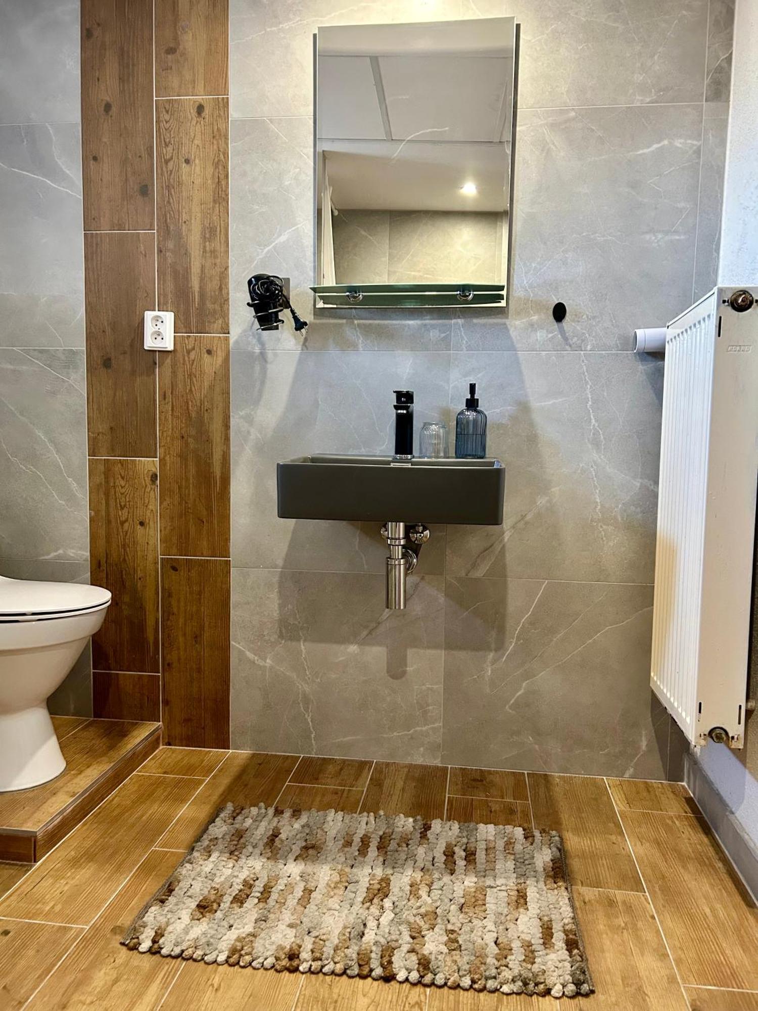Apartman Velicka Vinaren Poprad Zewnętrze zdjęcie