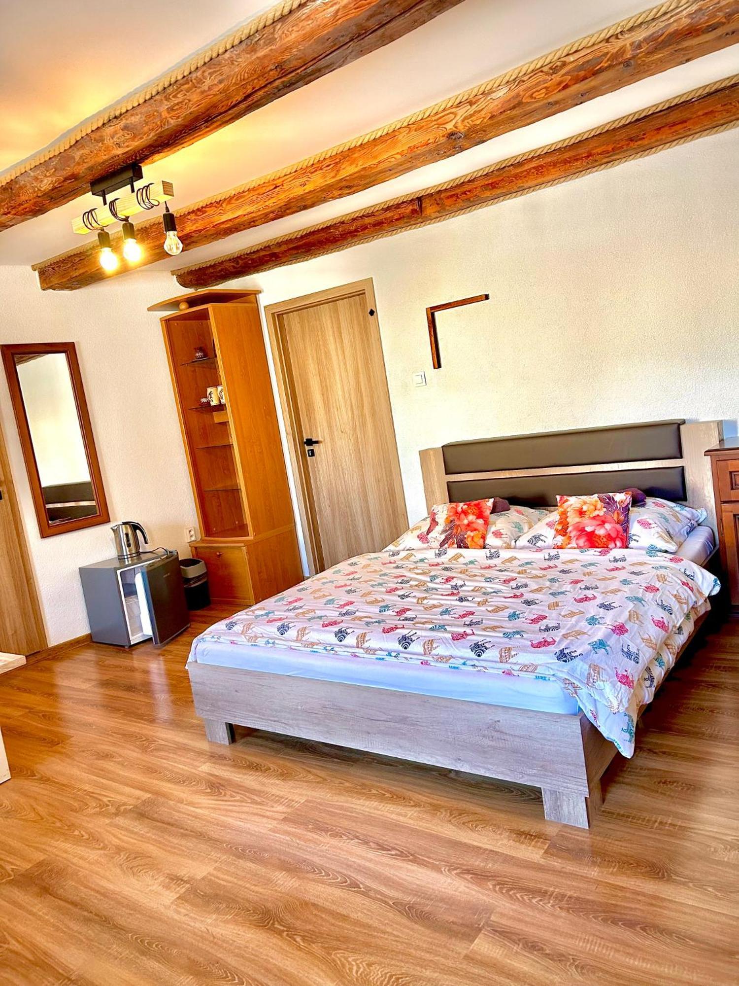 Apartman Velicka Vinaren Poprad Zewnętrze zdjęcie